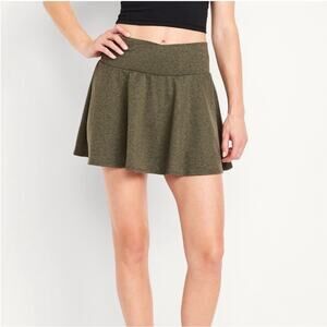 Old Navy Alpine Tundra Extra High-Waisted CloudComfy Skort